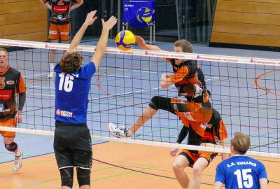 Volleyball-Regionalliga: Zschopau kassiert Dämpfer im Kampf um Bronze - Vor allem Florian Haase konnte für die Gastgeber immer wieder punkten. Foto: Andreas Bauer
