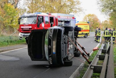 Vollsperrung nach Unfall in Autobahnunterführung der A14 - Der Fahrer kam aus bislang unbekannten Gründen nach links von der Fahrbahn ab. Foto: Sören Müller
