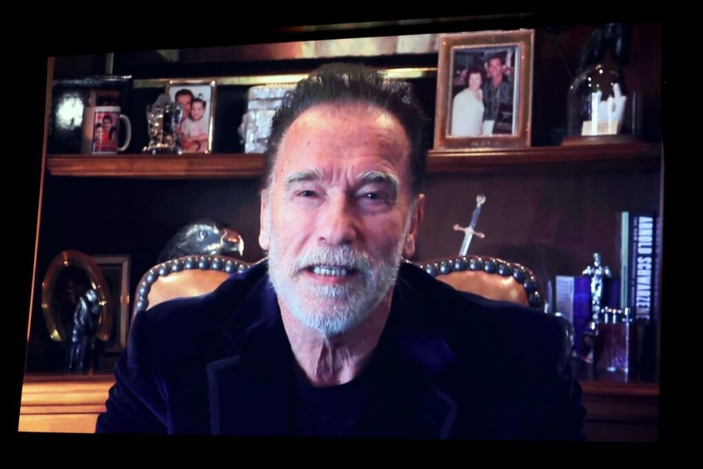 Arnold Schwarzenegger nützt die sozialen Medien geschickt, um nicht nur seine Fans zu erreichen, sondern auch um in der Politik mitzumischen.