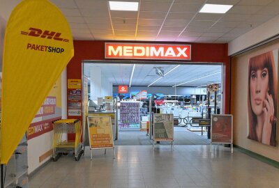 Warum die Post den Auer Postplatz verlässt und wie es nun weitergeht - Die Post ist künftig in der Rudolf Breitscheid-Straße bei "Medimax" zu finden. Foto: Ralf Wendland