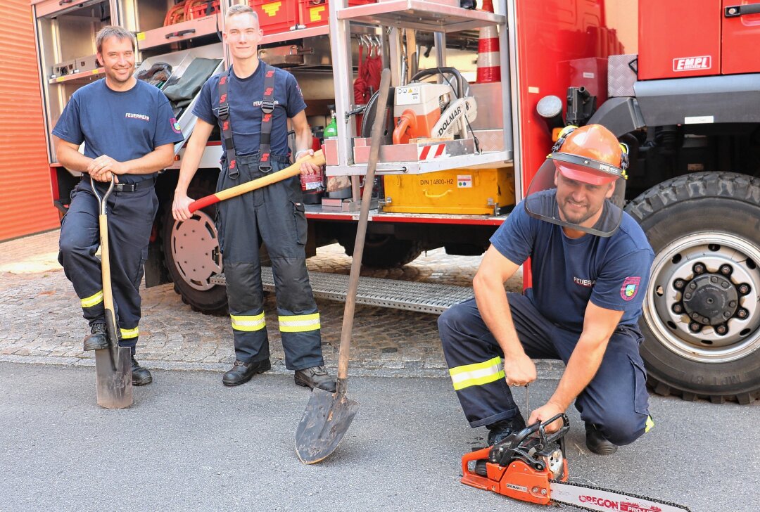 Warum eine mittelsächsische Feuerwehr nicht nur zur Brandbekämpfung ausrückt - Die Freiwillige Feuerwehr Eppendorf leistet bei Bedarf auch technische Hilfeleistungen. Foto: Knut Berger