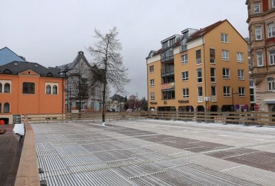 Was wird aus Limbacher Eis-Arena? - Die Eisbahn auf dem Johannisplatz.Foto: A. Büchner