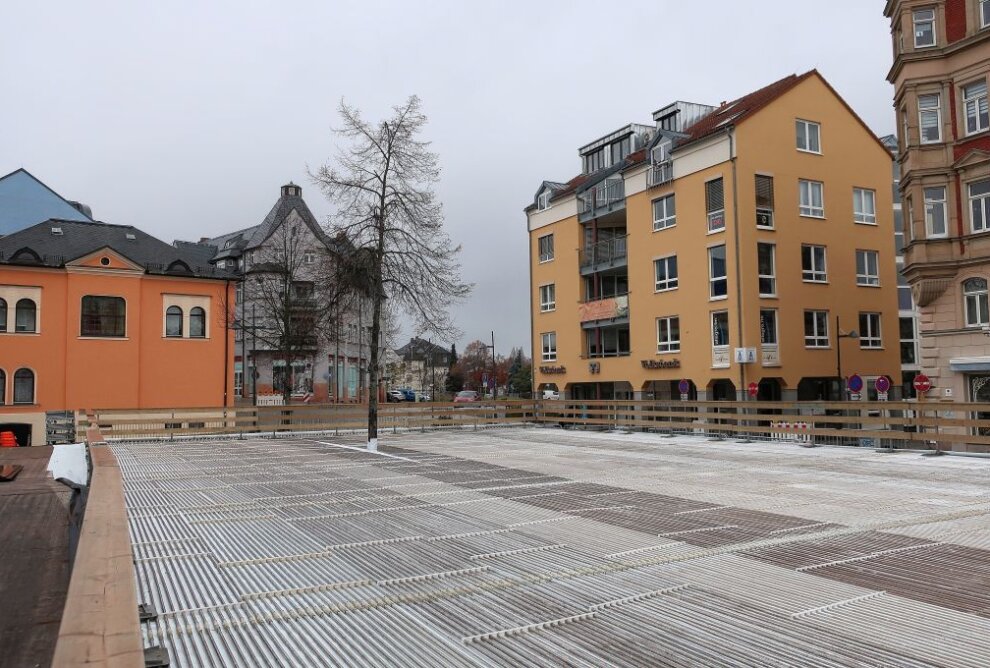 Die Eisbahn auf dem Johannisplatz.Foto: A. Büchner