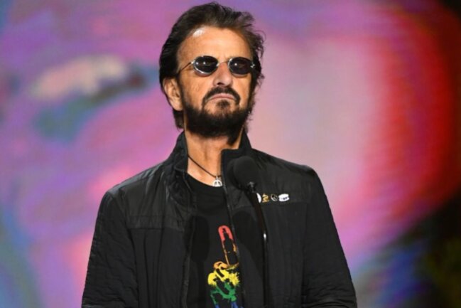 Wegen Corona: Ringo Starr muss Konzerte absagen - Musste wegen einer Corona-Erkrankung Konzerttermine absagen: Ex-Beatle Ringo Starr.