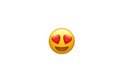 Das "smiling face with heart-eyes"-Emoji zeigt, dass man in eine Person, einen Gegenstand oder Ort verliebt ist, und landet auf Platz 9. Es drückt ebenso wie die beiden vorherigen Emojis das Ausmaß der Liebe, Zuneigung und Dankbarkeit aus. 