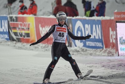 Weltcup im Skispringen in Klingenthal gestartet - Juliane Seyfarth ist beim Weltcup in Klingenthal am Start. Foto: Ralf Wendland