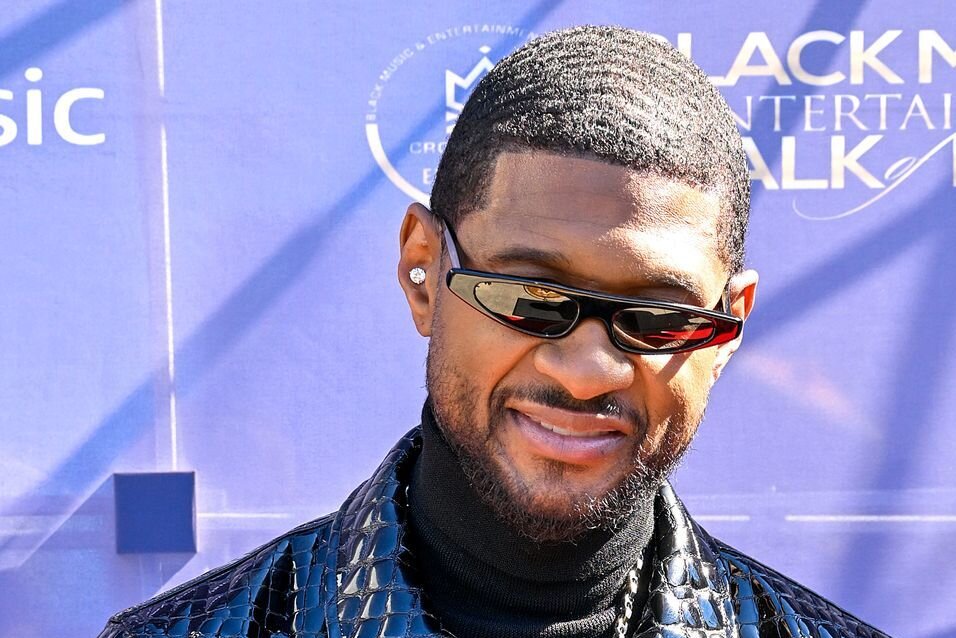 Weniger als 700 Dollar? So gering war Ushers Superbowl-Gage - Usher soll für seine Halbzeitshow beim Super Bowl am Wochenende weniger als 700 Dollar verdient haben.