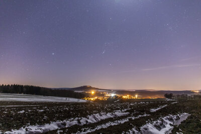 Weniger Emissionswerte: Die Luft wird klarer - Nachtaufnahmen von Annaberg-Buchholz. Foto: Bernd März