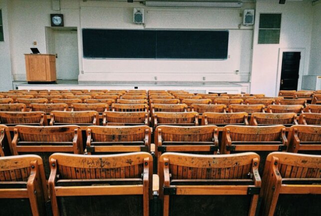 Westsächsische Hochschule lädt zum "Teststudium" in den Herbstferien ein - Symbolbild. Foto: Pixabay