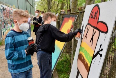 Wie Chemnitzer Kinder ihre Schule bunter machen - In der Kooperationsschule geht es diese Woche besonders kreativ zu. Fotos: Steffi Hofmann