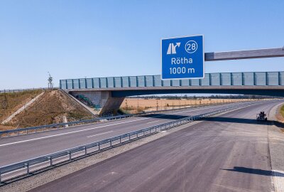 Wie funktioniert eigentlich die Nummerierung deutscher Autobahnen? - Die Autobahn 72 zwischen Leipzig und Chemnitz. Foto: Adobe Stock / Jonathan