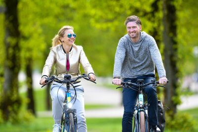 Wie Sie mit Radtraining die Fitness steigern - Fit by Bike: Fahrradfahren ist gut für Körper und Seele.