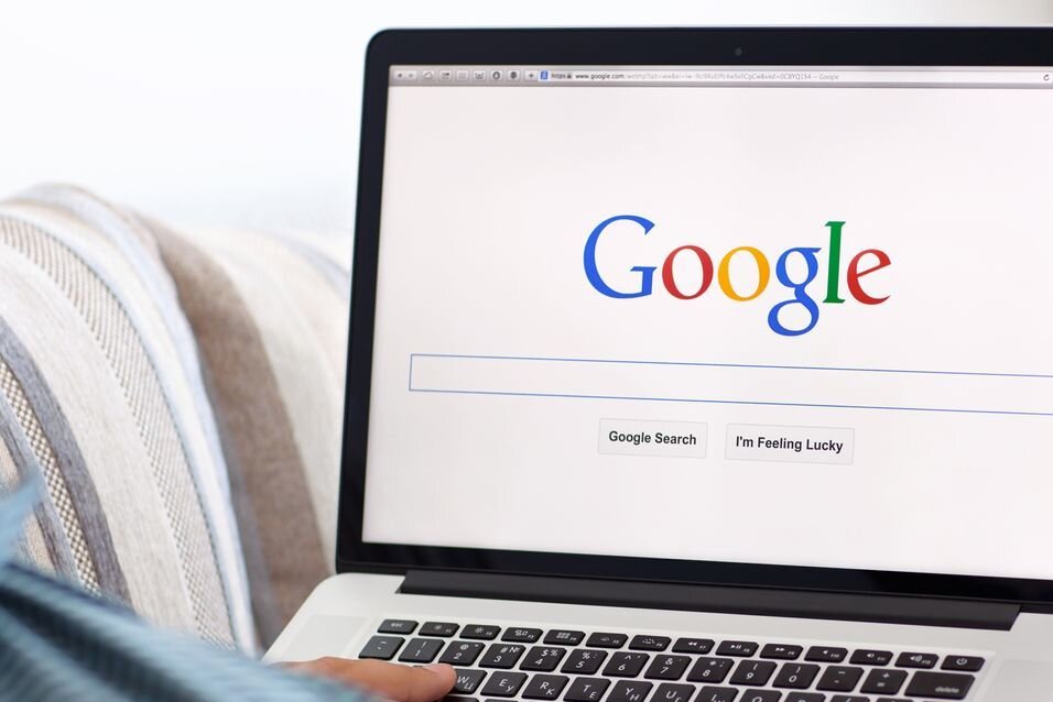 Wie, Was, Warum: Das wurde 2023 am häufigsten auf Google gesucht - Welche Fragen bewegten uns 2023 am meisten? Der Suchmaschinenbetreiber Google hat jetzt ein Ranking der am meisten gesuchten Fragen des Jahres veröffentlicht.