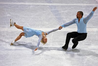 Wieder vereint: Aljona Savchenko und Robin Szolkowy feiern Comeback auf dem Eis - Das Duo feiert sein Comeback auf dem Eis. Foto: Andreas Kretschel