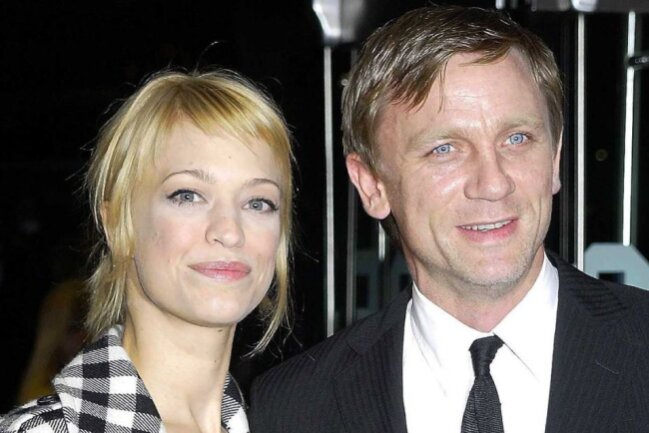 Nur noch "die Älteren" können sich daran erinnern: Heike Makatsch war mal die Freundin des immer noch aktuellen James Bond-Schauspielers Daniel Craig. Hier ein Bild des ehemaligen Paares, das während einer Londoner Film-Gala im Jahr 2003 aufgenommen wurde.