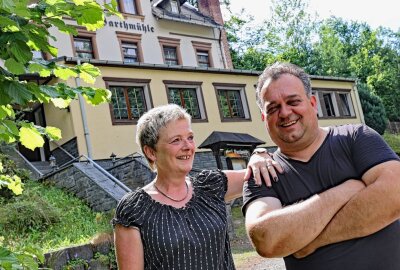Wirts-Ehepaar lässt Ausflugslokal "Barthmühle" aufleben - Andrea und Miodrag Djurdjevic eröffnen diesen Samstag "Momo's Barthmühle". Foto: Thomas Voigt
