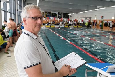 Wismut-Pokal ist in Aue ausgerichtet worden - Jürgen Schönherr, Abteilungsleiter Schwimmen, ist froh, dass der Wismut-Pokal stattfinden konnte. Foto: Ralf Wendland