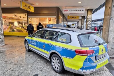 Wüste Schlägerei in Bäckerfiliale am Chemnitz Plaza - Körperverletzung in Chemnitz. Foto: Harry Härtel