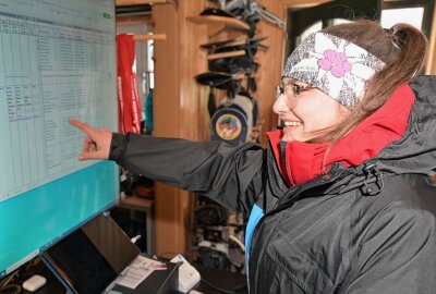Wurzelcup ist erneut in Carlsfeld ausgetragen worden - Die Slalom-Kinderolympiade "Wurzelcup" in Carlsfeld ist immer ein Highlight - im Bild Skilehrerin Franziska Rönnau. Foto: Ralf Wendland
