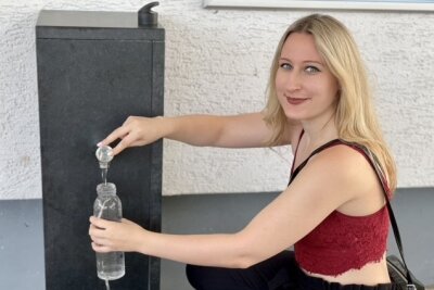 Zu Besuch an der Trinkwasser-Talsperre: Wasserknappheit auch in Sachsen?  - An der Talsperre kann man direkt das Trinkwasser probieren.
