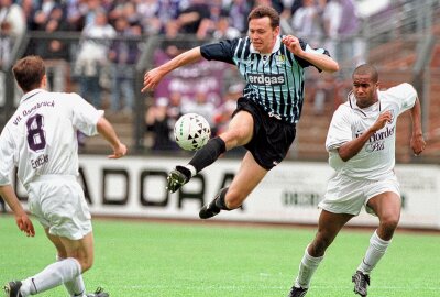Zu Gast beim Stammtisch: "Mehlo" schrieb mit dem Club Geschichte - Im Juni 1999 stieg Ulf Mehlhorn mit dem CFC in die 2. Bundesliga auf. Foto: Harry Härtel/Archiv
