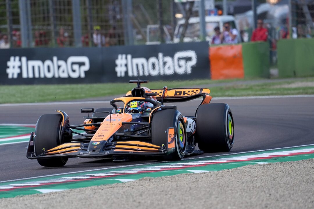 Zwei Unfälle in Imola - Bestzeit für Piastri - McLaren-Pilot Oscar Piastri fuhr im Abschlusstraining in Imola die schnellste Zeit.