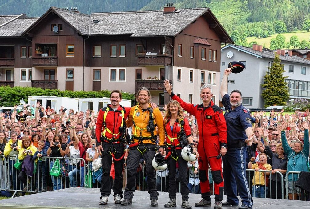 Zweiter Bergretter-Fantag in Ramsau: Ein Highlight für alle Fans - In Ramsau am Dachstein fand der zweite Bergretter-Fantag am 9. Juni statt. Foto: Maik Bohn