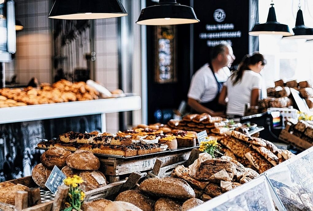Symbolbild. Eine Bäckerei während des Tagesgeschäfts. Foto: Pixabay