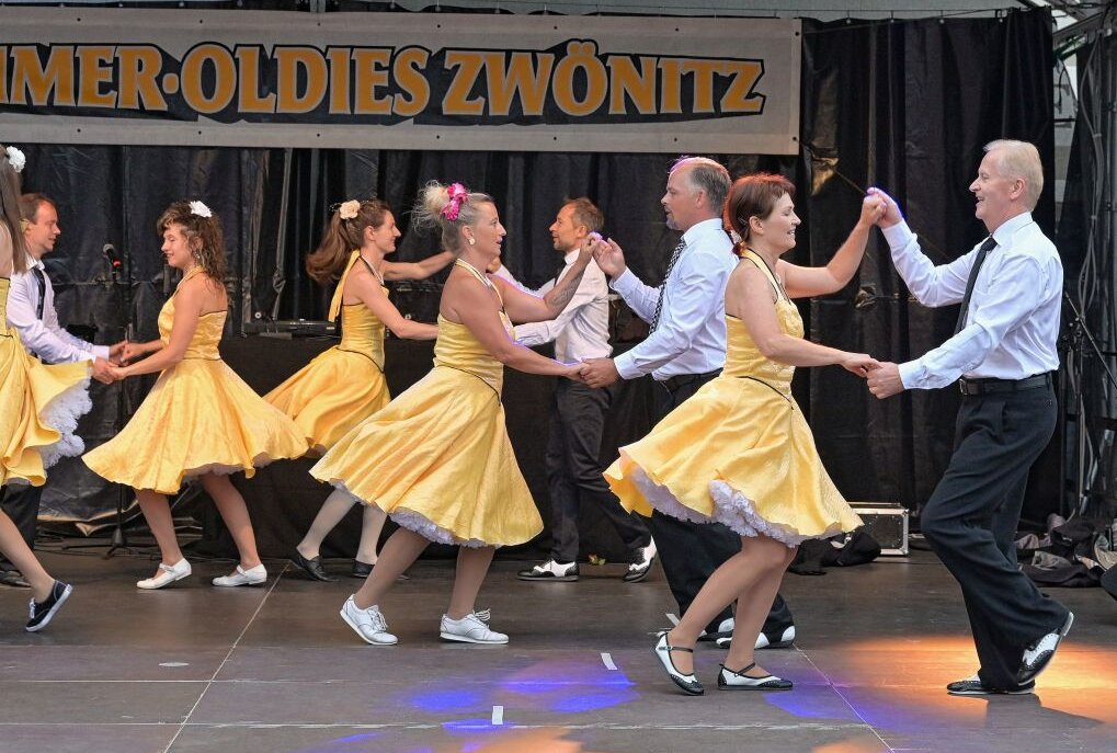 Zwönitzer Sommer-Oldies sind immer wieder ein Highlight - Bei den Sommer-Oldies in Zwönitz spielt das Tanzen eine zentrale Rolle und das zur Musik der 50er und 60er Jahre. Foto: Ralf Wendland